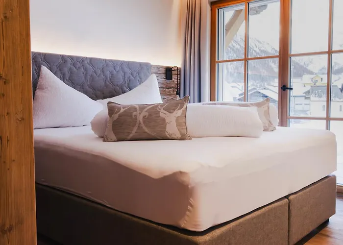 Samnaun, Chaletdmot Apartment *